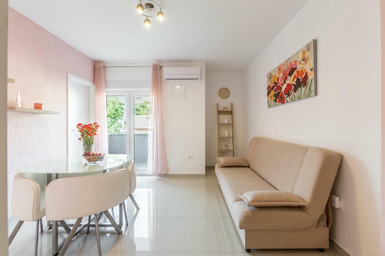 Apartments Karlo Подстрана Екстериор снимка