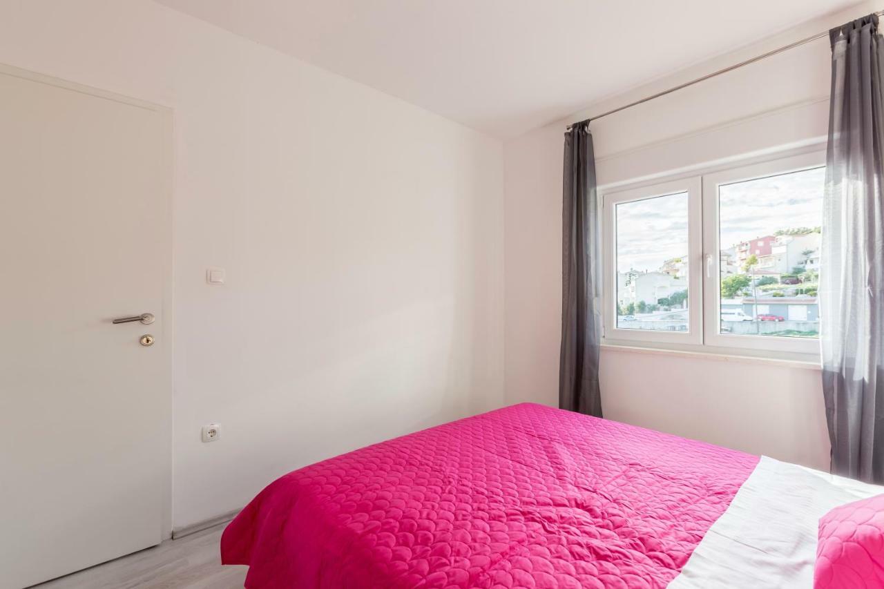Apartments Karlo Подстрана Екстериор снимка