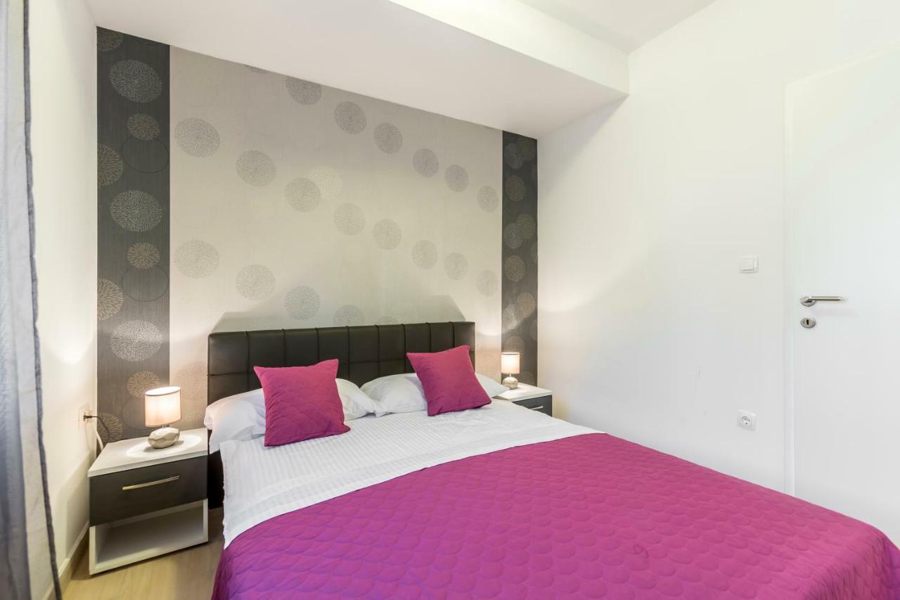 Apartments Karlo Подстрана Екстериор снимка
